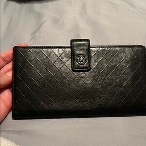 CHANEL Black Leather Card Holder